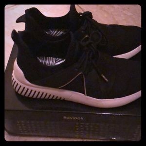 Dolce Vita sneakers